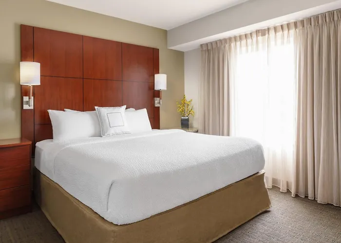 Hotel By Marriott Charleston North/ashley Phosphate North Charleston