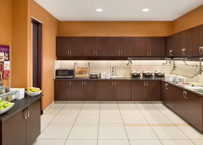 By Marriott Charleston North/ashley Phosphate 3* North Charleston