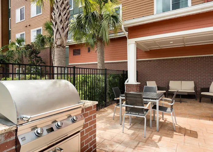 By Marriott Charleston North/ashley Phosphate Hotel
