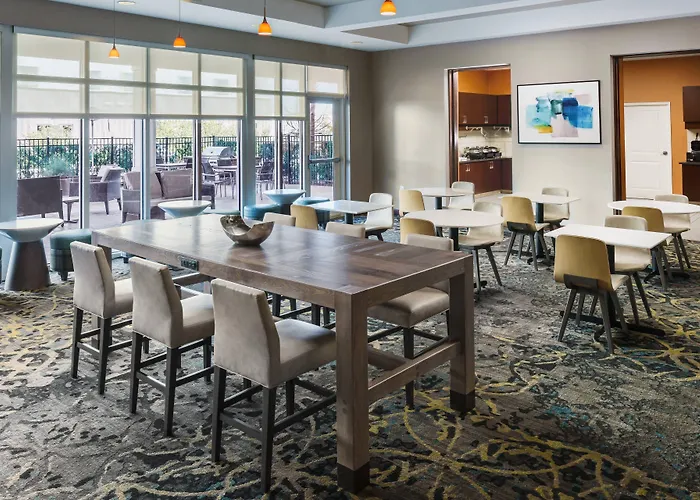 By Marriott Charleston North/ashley Phosphate