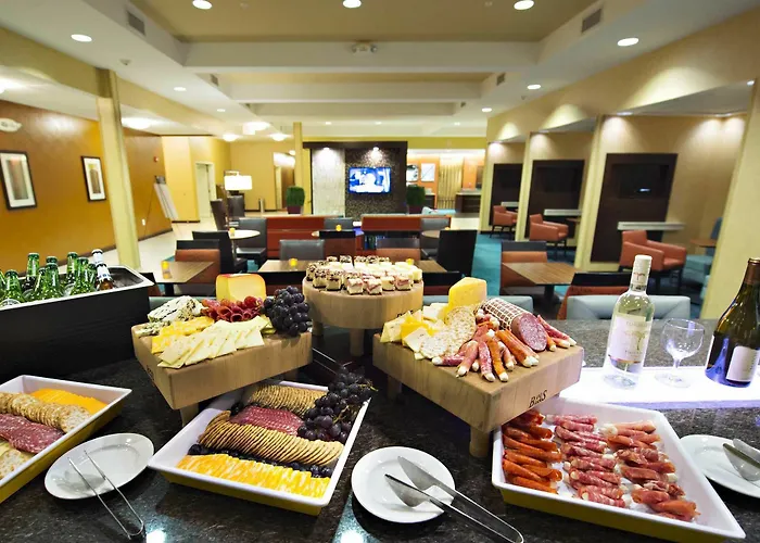 By Marriott Charleston North/ashley Phosphate